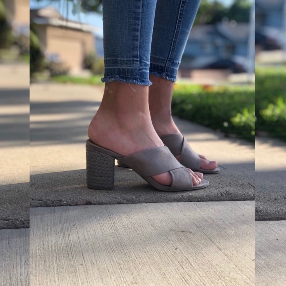 💫Suede Open Toe Mule💫